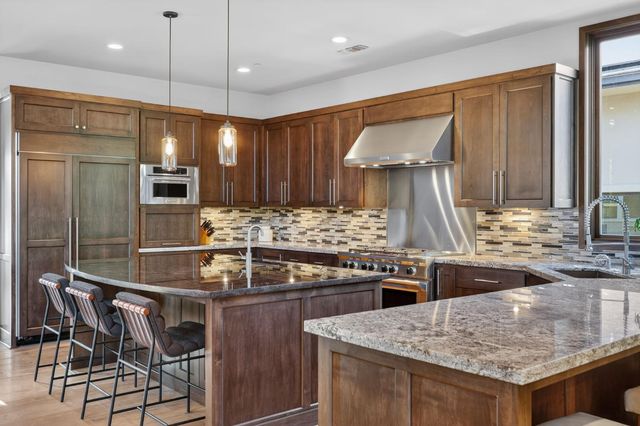 988 Villa Del Sol, El Dorado Hills, CA 95762