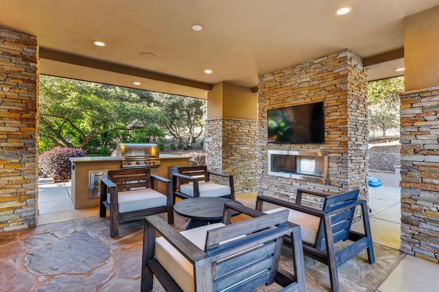 988 Villa Del Sol, El Dorado Hills, CA 95762