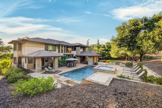 988 Villa Del Sol, El Dorado Hills, CA 95762
