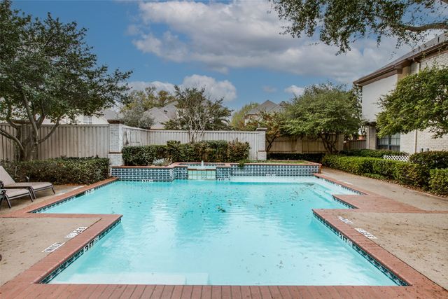 5950 Lindenshire Lane 107, Dallas, TX 75230