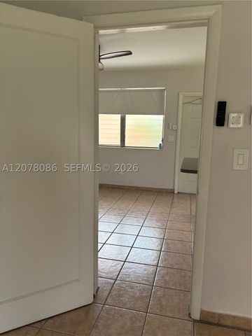 435 SW 5th Ave 4, Miami, FL 33130