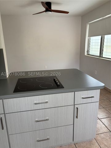 435 SW 5th Ave 4, Miami, FL 33130