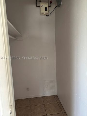 435 SW 5th Ave 4, Miami, FL 33130