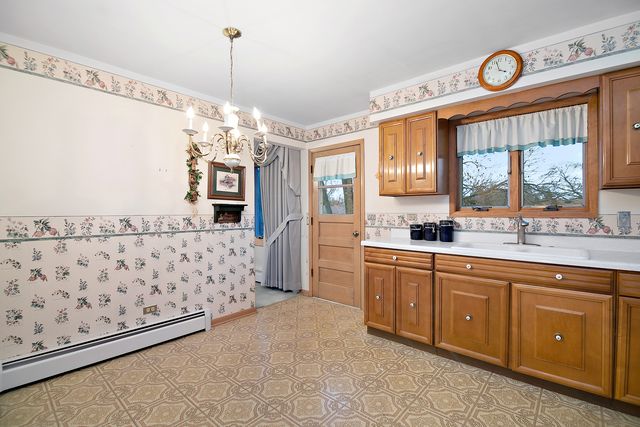 6508 Cedar Road, Oak Forest, IL 60452