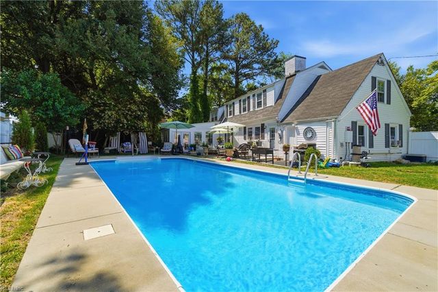 102 Congress AVE, Hampton, VA 23669