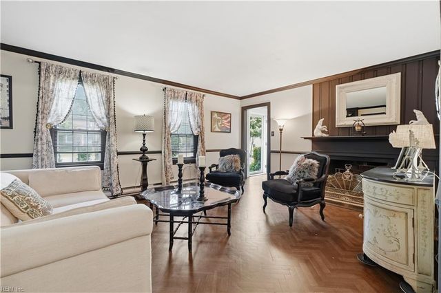 102 Congress AVE, Hampton, VA 23669
