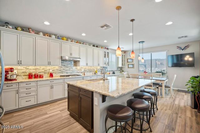 12512 W LAMAR Court, Glendale, AZ 85307