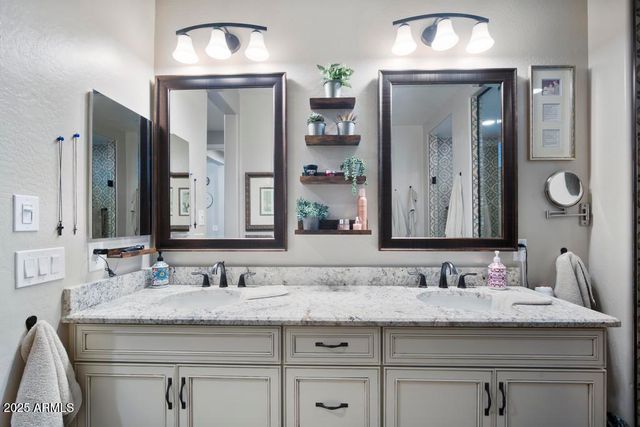 12512 W LAMAR Court, Glendale, AZ 85307