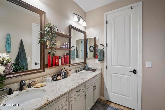 12512 W LAMAR Court, Glendale, AZ 85307