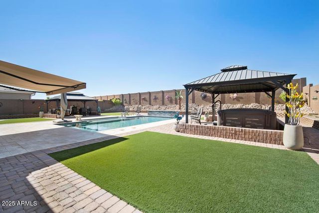 12512 W LAMAR Court, Glendale, AZ 85307