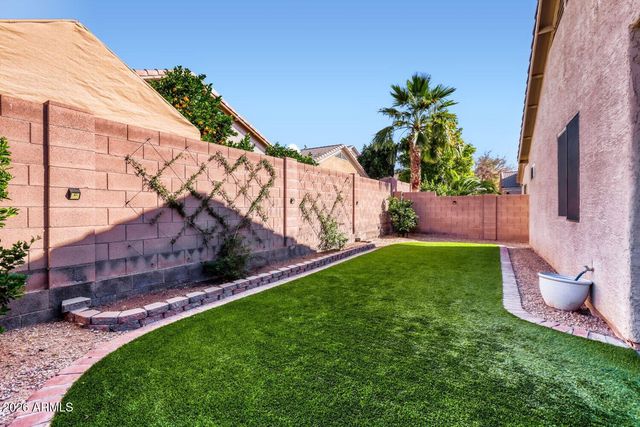 4036 E ANGELA Drive, Phoenix, AZ 85032
