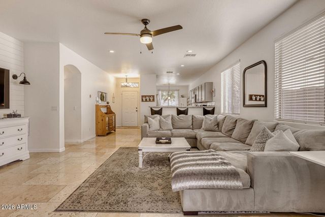 4036 E ANGELA Drive, Phoenix, AZ 85032