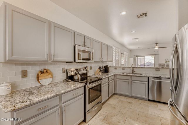 4036 E ANGELA Drive, Phoenix, AZ 85032