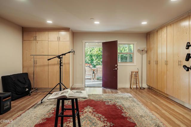 1892 N Marengo Avenue, Pasadena, CA 91103