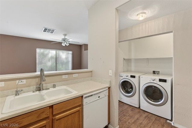 5148 Mineral Lake Drive, Las Vegas, NV 89122