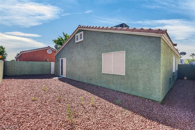5148 Mineral Lake Drive, Las Vegas, NV 89122