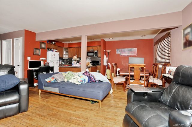 11 Phyllis Drive, Pomona, NY 10970
