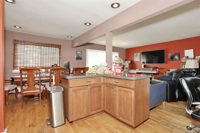 11 Phyllis Drive, Pomona, NY 10970