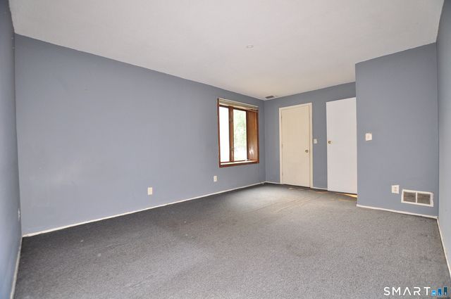 64 Little Oak Lane 64, Rocky Hill, CT 06067