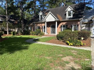 5 Hickory Grove Way, Savannah, GA 31405