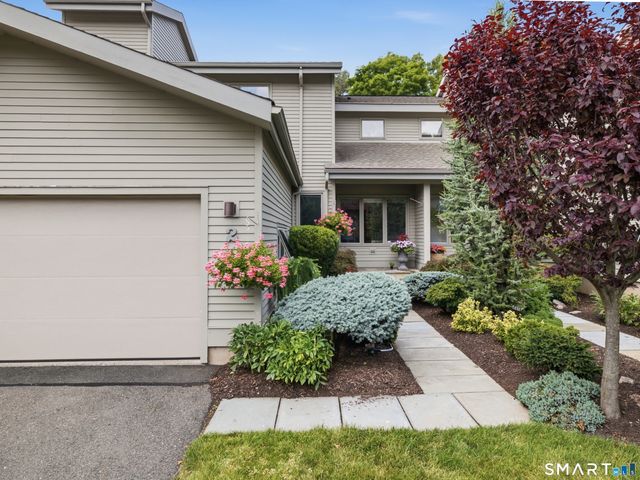 2 Shirecrest 2, Avon, CT 06001