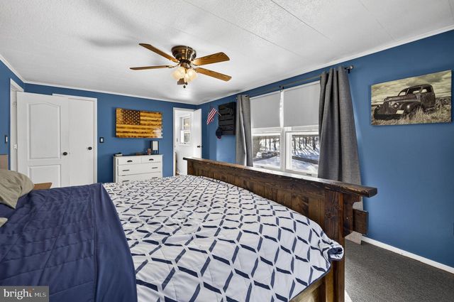 66 FERN PLACE LN, Berkeley Springs, WV 25411