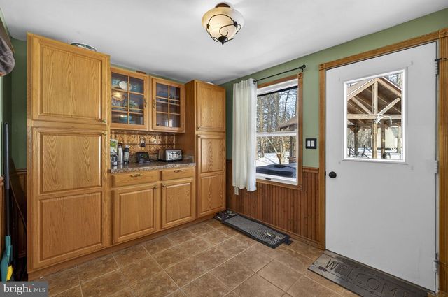 66 FERN PLACE LN, Berkeley Springs, WV 25411