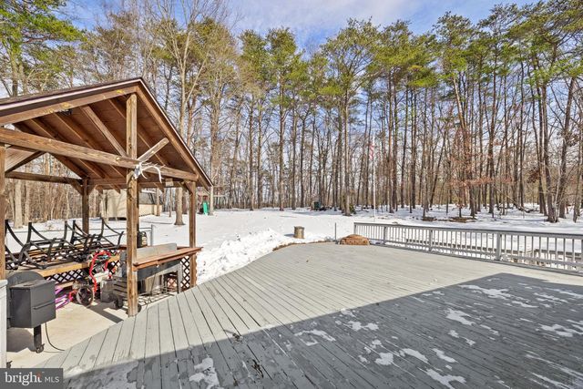 66 FERN PLACE LN, Berkeley Springs, WV 25411