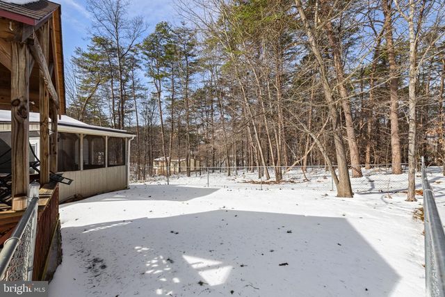 66 FERN PLACE LN, Berkeley Springs, WV 25411