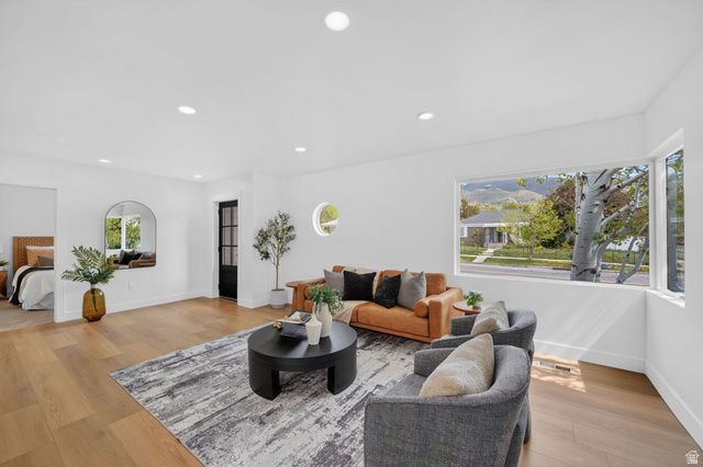 1880 S 2100 E, Salt Lake City, UT 84108