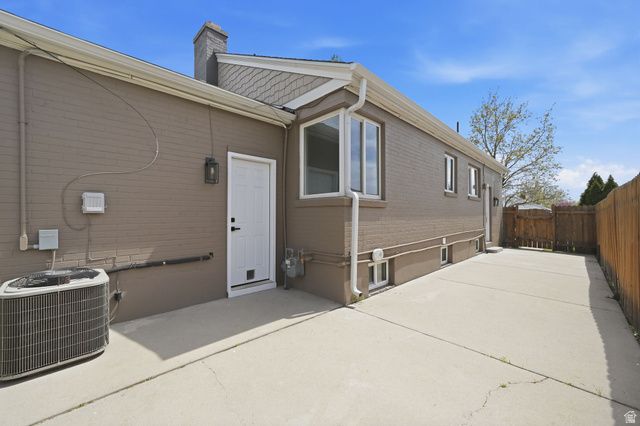 1880 S 2100 E, Salt Lake City, UT 84108