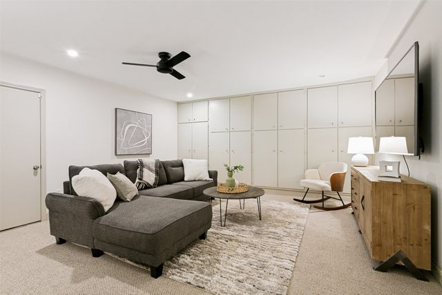4426 Laren Lane, Dallas, TX 75244