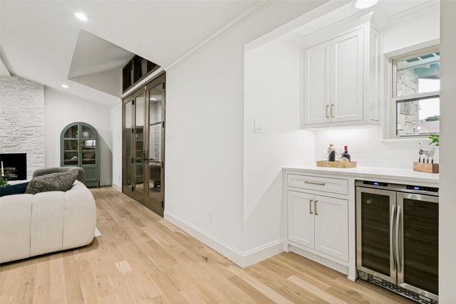 4426 Laren Lane, Dallas, TX 75244
