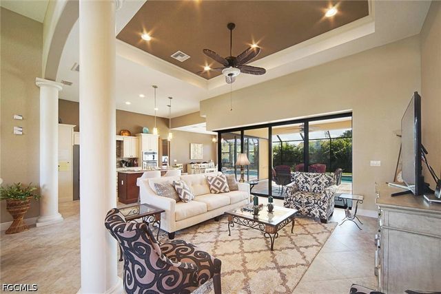 1502 SW 38th ST, Cape Coral, FL 33914