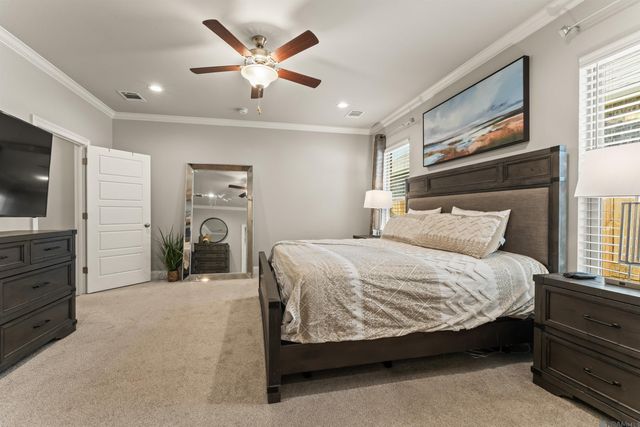 5159 Black River Rd, Darrow, LA 70725