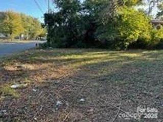 2411 Carmine Street, Charlotte, NC 28206