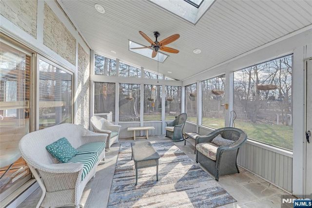 9 Cameron Road, Saddle River, NJ 07458