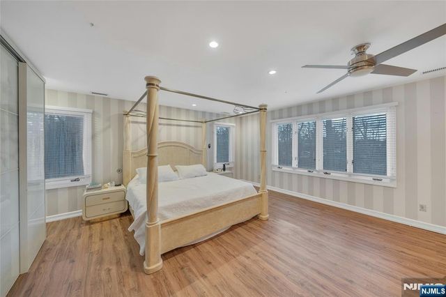 9 Cameron Road, Saddle River, NJ 07458