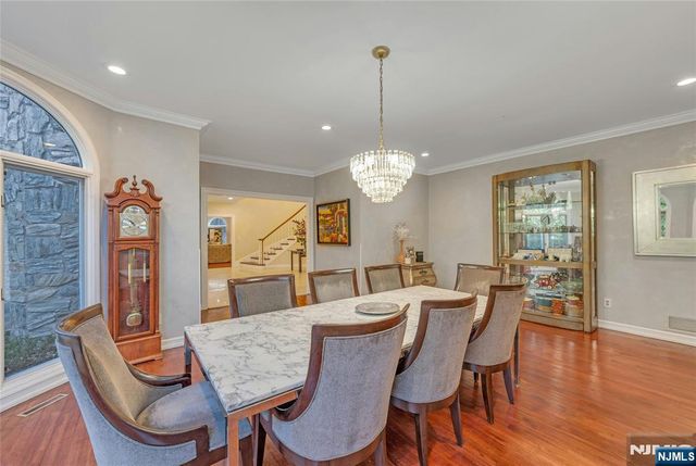 9 Cameron Road, Saddle River, NJ 07458