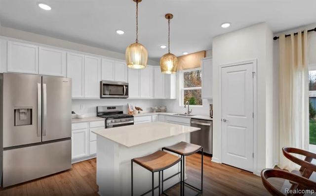 2825 East Theodore Street, Wixom, MI 48393
