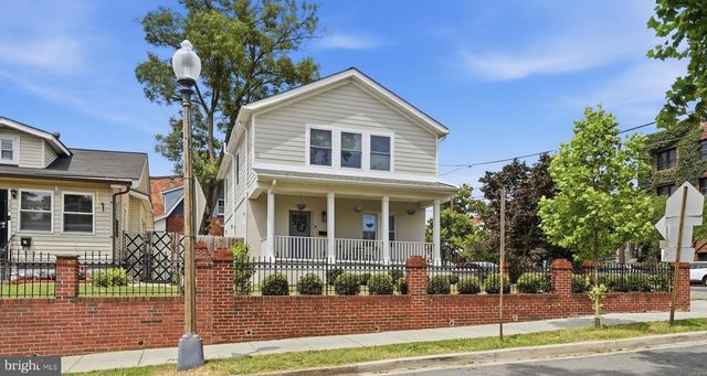 2700 4TH ST NE, Washington, DC 20002