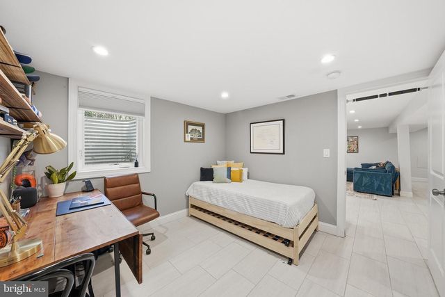 2700 4TH ST NE, Washington, DC 20002