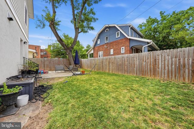 2700 4TH ST NE, Washington, DC 20002
