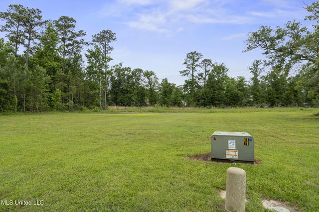 Savannah Estates Boulevard, Biloxi, MS 39532