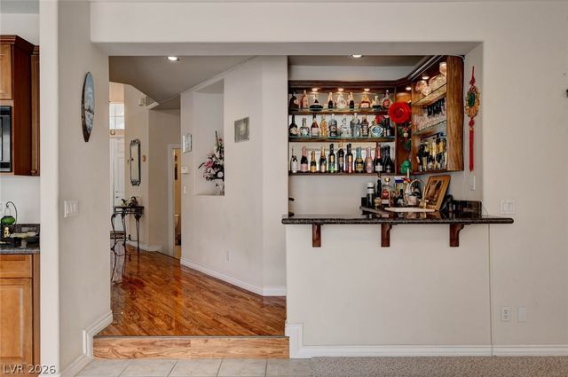 74 Tamarron Cliffs Street, Las Vegas, NV 89148