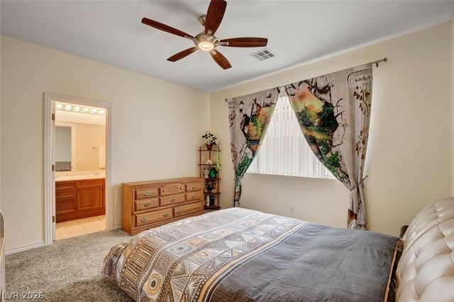 74 Tamarron Cliffs Street, Las Vegas, NV 89148