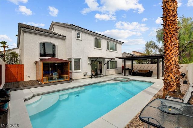 74 Tamarron Cliffs Street, Las Vegas, NV 89148