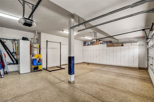 74 Tamarron Cliffs Street, Las Vegas, NV 89148