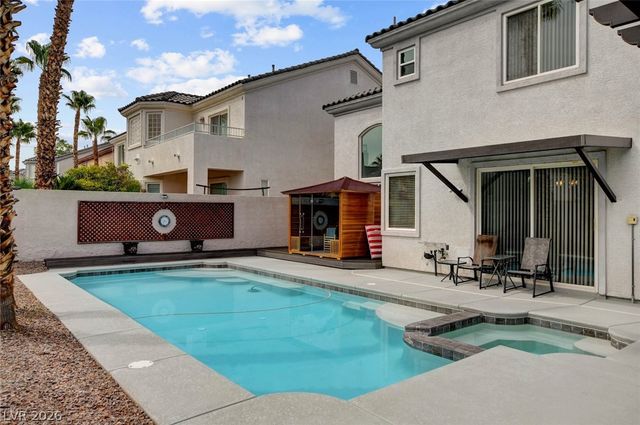 74 Tamarron Cliffs Street, Las Vegas, NV 89148