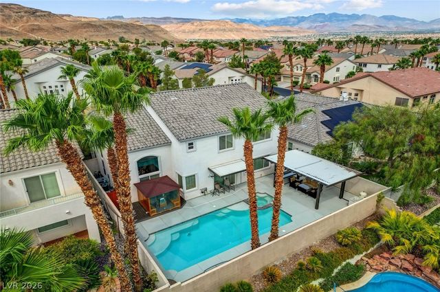 74 Tamarron Cliffs Street, Las Vegas, NV 89148